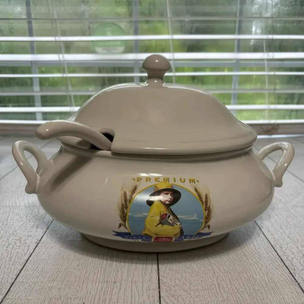 Vintage Nabisco Soup Tureen Salt Pepper Set Ceramic w/Ladle